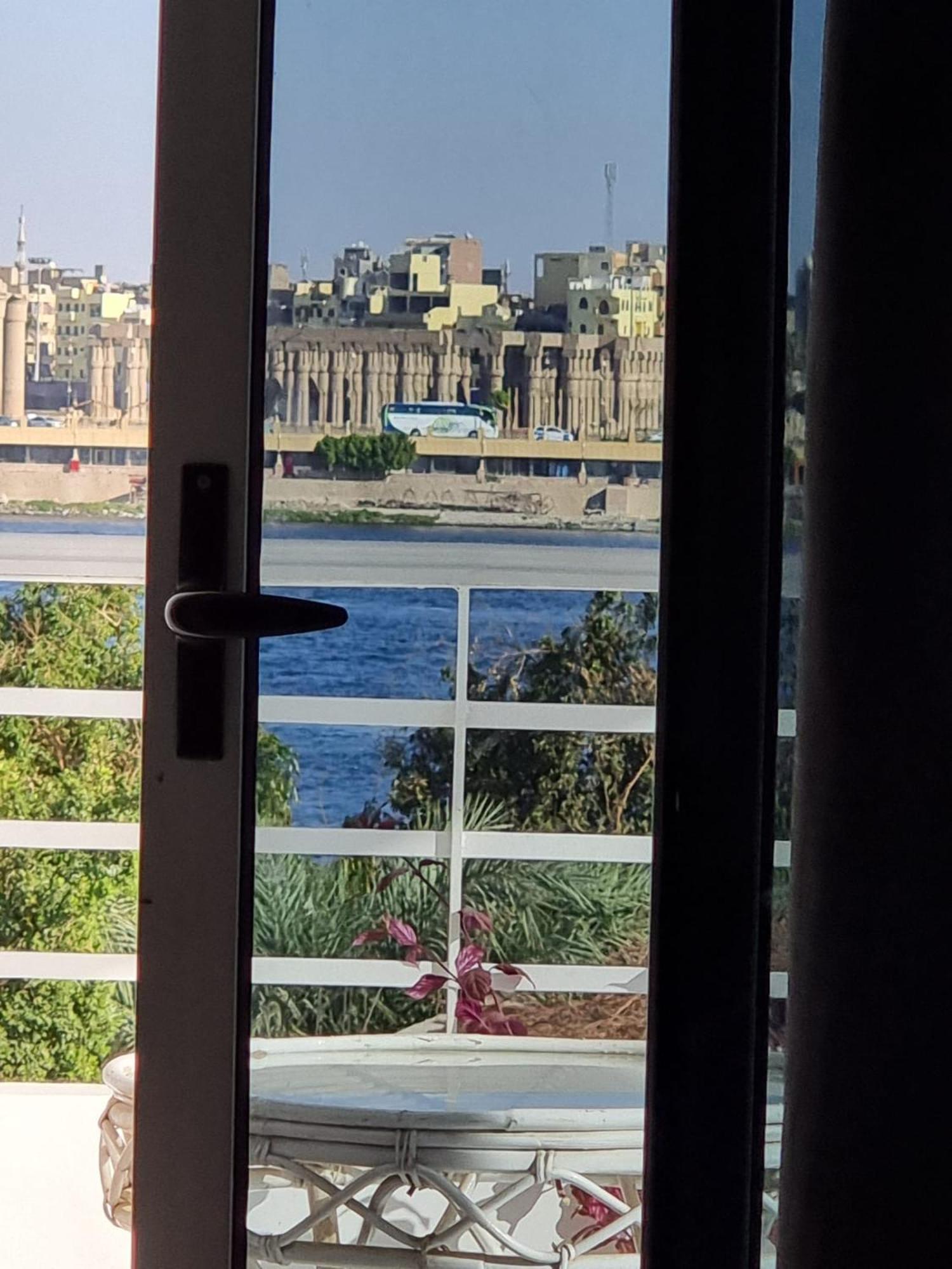 Apartamento Nile Diana Luxor VIP Habitación foto